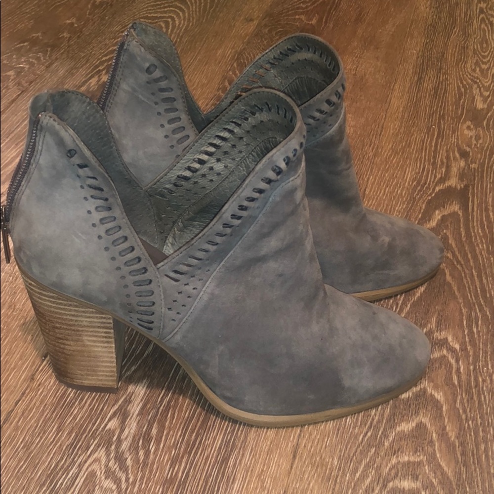 Vince Camuto Fileana Booties